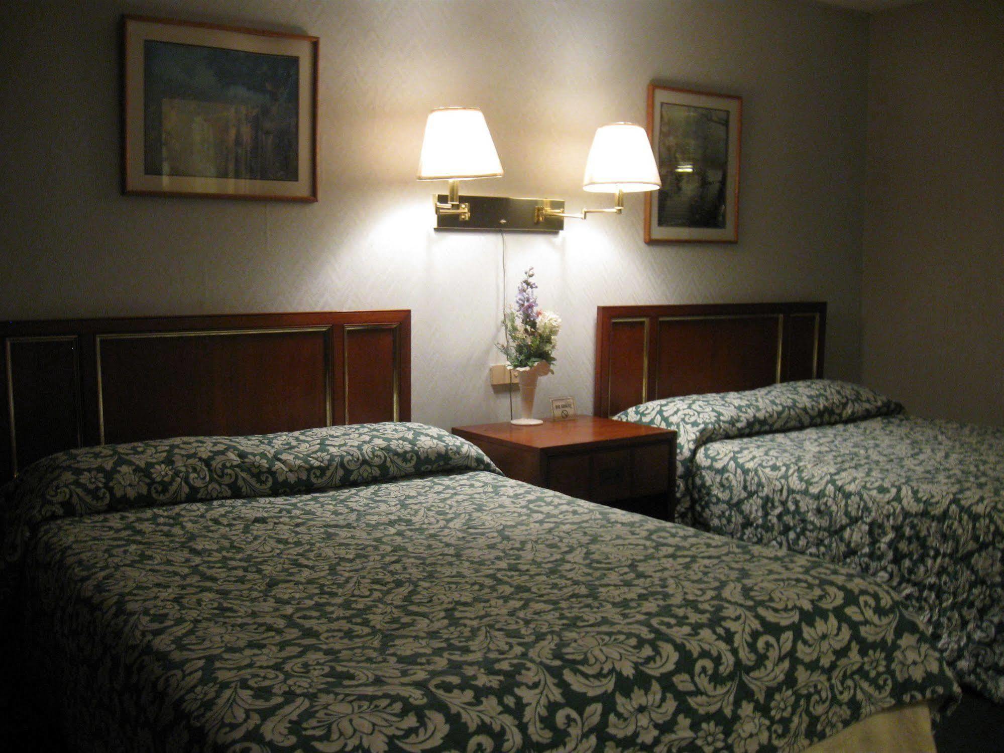 Beaver Lake Lodge Роджърс Екстериор снимка