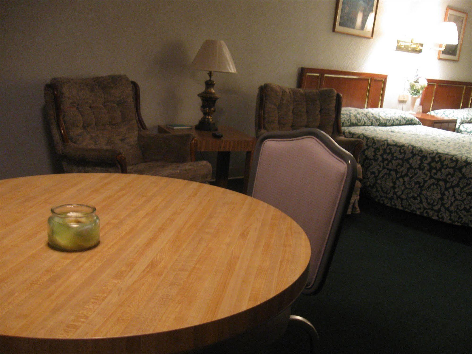 Beaver Lake Lodge Роджърс Екстериор снимка